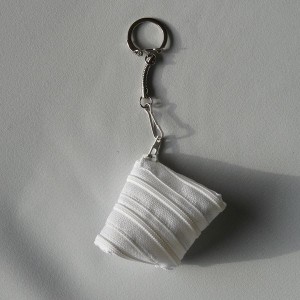 Porte-clefs en zip blanc